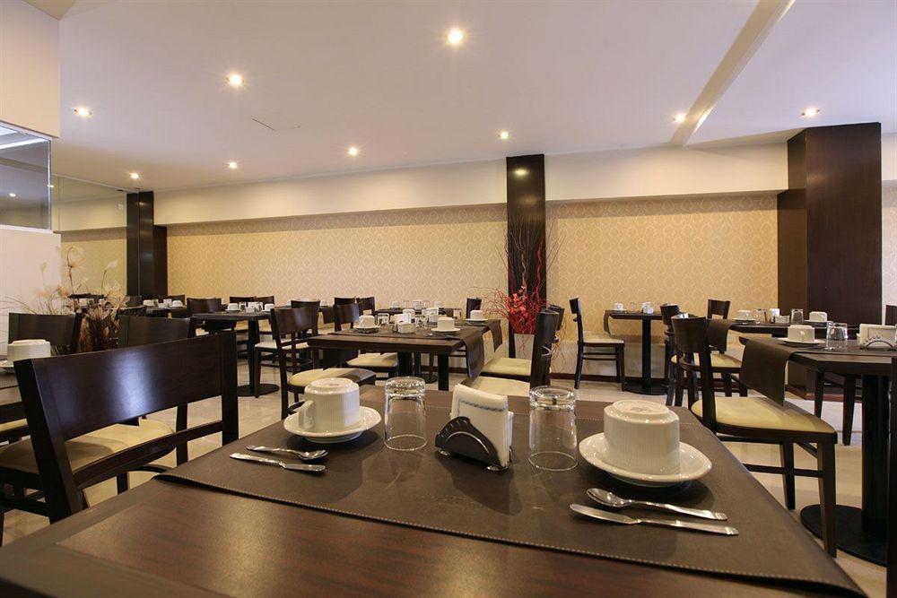 Europlaza Hotel & Suites Buenos Aires Exterior photo
